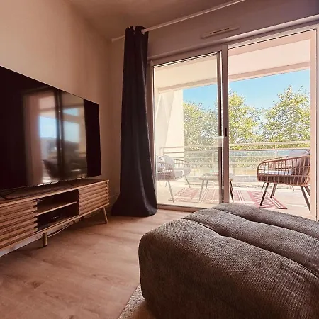 4 Etoiles Bord De * La Rochelle (Charente-Maritime)